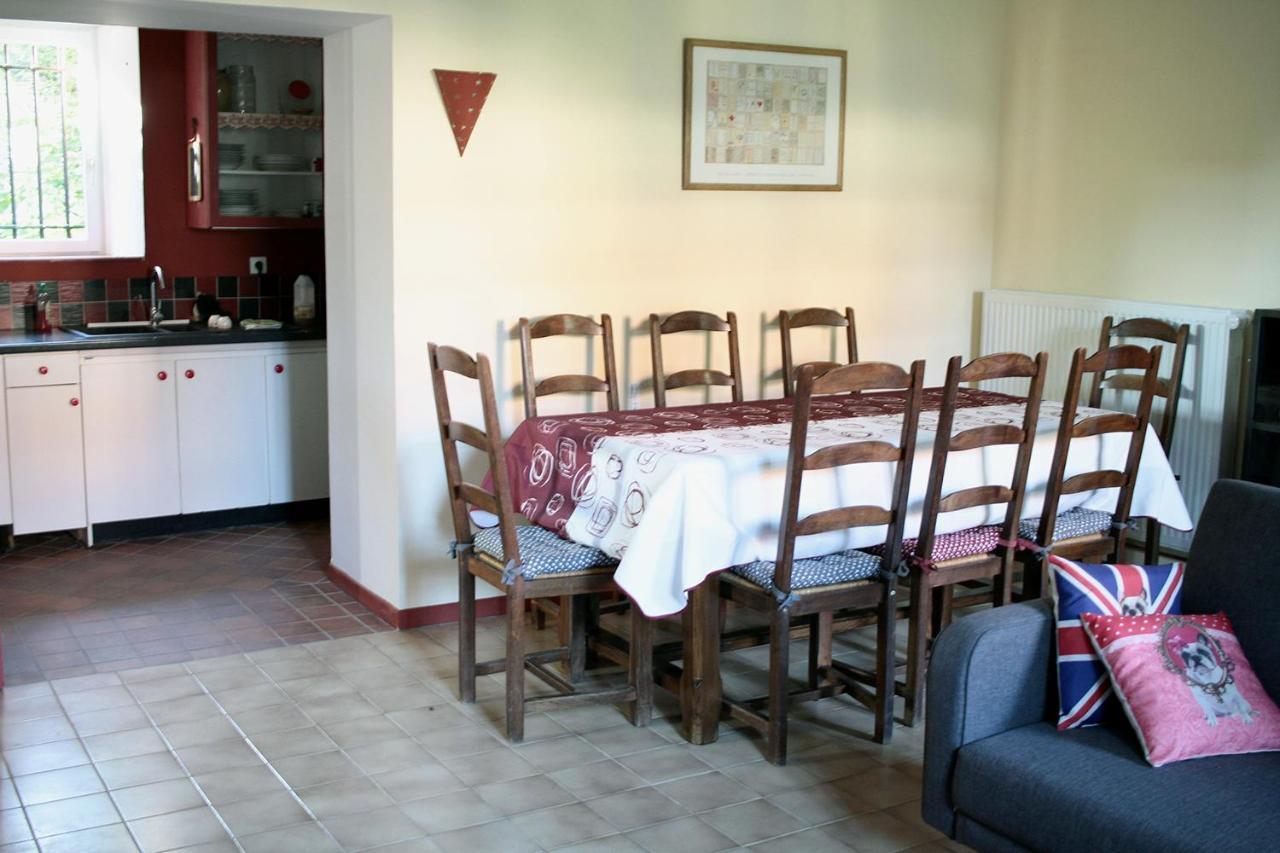 Le Clos Des Artistes - Gite Turny Esterno foto